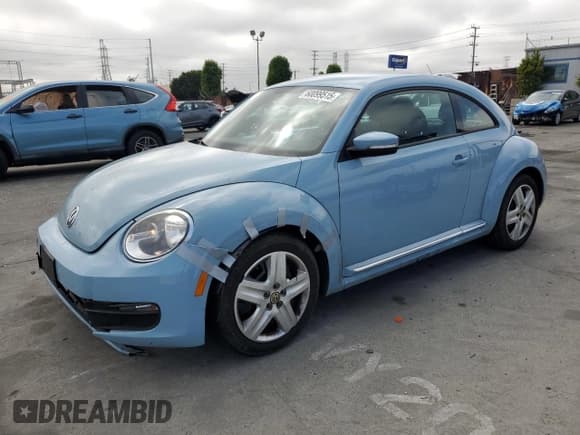 ✅ 2014 Volkswagen Beetle 1.8T • VIN: 3VWJ17AT2EM666636 • Лот: 60099515. Опубликован ранее на Copart с пробегом 115 251 миль. Бесплатный доступ к архиву аукционных продаж из США и подробный отчёт об истории автомобиля на DreamBid. Изображение 1.