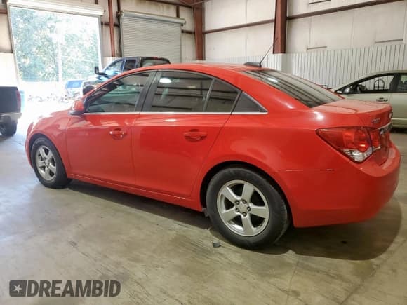 ✅ 2016 Chevrolet Cruze LT • VIN: 1G1PE5SB3G7151629 • Лот: 81470515. Опубликован ранее на Copart с пробегом 95 441 миль. Бесплатный доступ к архиву аукционных продаж из США и подробный отчёт об истории автомобиля на DreamBid. Изображение 2.