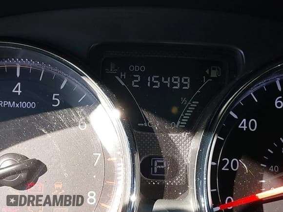 ✅ 2017 Nissan Versa SV • VIN: 3N1CN7AP4HL858186 • Лот: 43295201. Опубликован ранее на IAAI с пробегом 215 499 миль. Бесплатный доступ к архиву аукционных продаж из США и подробный отчёт об истории автомобиля на DreamBid. Изображение 16.