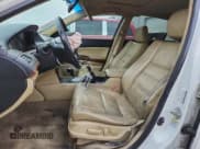 ✅ 2011 Honda Accord EX-L • VIN: 1HGCP3F84BA004879 • Lot: 82420895. Wystawiony na Copart z przebiegiem Nie podano. Bezpłatny archiwum sprzedaży aukcyjnych z USA i szczegółowy raport historii pojazdu na DreamBid. Zdjęcie 7.