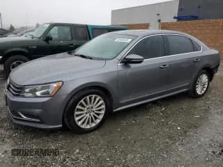 ✅ 2016 Volkswagen Passat SE • VIN: 1VWBT7A3XGC068278 • Lot: 82465455. Listed on Copart with 96,587 mi. Free auction sales archive from the USA and detailed vehicle history report at DreamBid. Image 1.