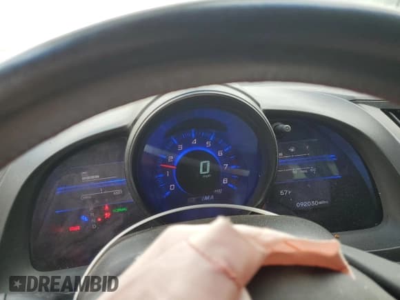 ✅ 2015 Honda CR-Z EX • VIN: JHMZF1D62FS002757 • Лот: 87387945. Опубликован ранее на Copart с пробегом 92 030 миль. Бесплатный доступ к архиву аукционных продаж из США и подробный отчёт об истории автомобиля на DreamBid. Изображение 9.