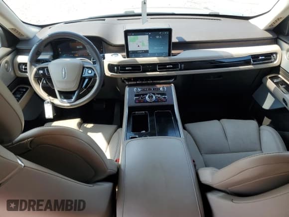 ✅ 2021 Lincoln Aviator Reserve • VIN: 5LM5J7XC2MGL12368 • Lot: 80860235. Wystawiony na Copart z przebiegiem 50 869 mil. Bezpłatny archiwum sprzedaży aukcyjnych z USA i szczegółowy raport historii pojazdu na DreamBid. Zdjęcie 8.