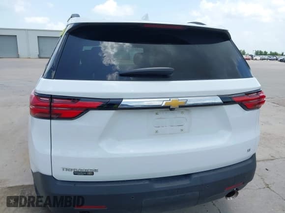 ✅ 2022 Chevrolet Traverse LT Cloth • VIN: 1GNERGKW4NJ183708 • Lot: 42493383. Listed on IAAI with 29,650 mi. Free auction sales archive from the USA and detailed vehicle history report at DreamBid. Image 19.