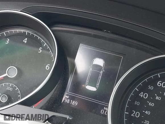 ✅ 2017 Volkswagen Golf S • VIN: 3VWH17AU8HM506367 • Lot: 42359403. Listed on IAAI with 98,189 mi. Free auction sales archive from the USA and detailed vehicle history report at DreamBid. Image 15.