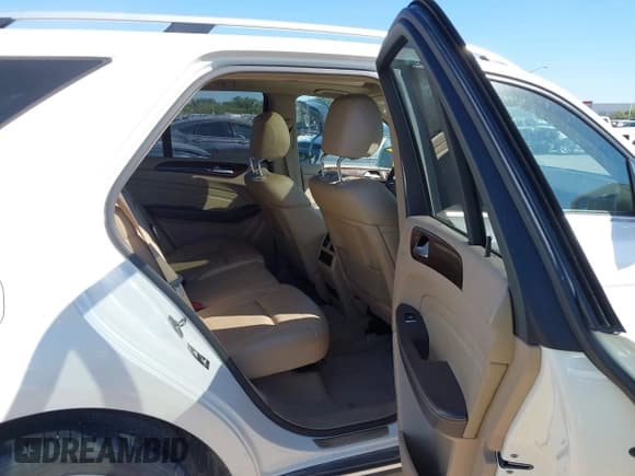 ✅ 2012 Mercedes-Benz M 350 • VIN: 4JGDA5HBXCA031140 • Lot: 43424940. Listed on IAAI with 170,602 mi. Free auction sales archive from the USA and detailed vehicle history report at DreamBid. Image 8.
