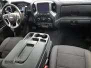 ✅ 2019 Chevrolet Silverado 1500 LT • VIN: 3GCUYDED6KG286609 • Lot: 78026784. Wystawiony na Copart z przebiegiem 86 607 mil. Bezpłatny archiwum sprzedaży aukcyjnych z USA i szczegółowy raport historii pojazdu na DreamBid. Zdjęcie 8.