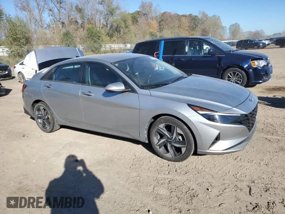 ✅ 2023 Hyundai Elantra SEL • VIN: 5NPLS4AG3PH098819 • Lot: 90274255. Listed on Copart with 32,078 mi. Free auction sales archive from the USA and detailed vehicle history report at DreamBid. Image 4.