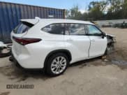 ✅ 2024 Toyota Highlander LE • VIN: 5TDKDRBH0RS561538 • Lot: 70194845. Wystawiony na Copart z przebiegiem 15 722 mil. Bezpłatny archiwum sprzedaży aukcyjnych z USA i szczegółowy raport historii pojazdu na DreamBid. Zdjęcie 3.
