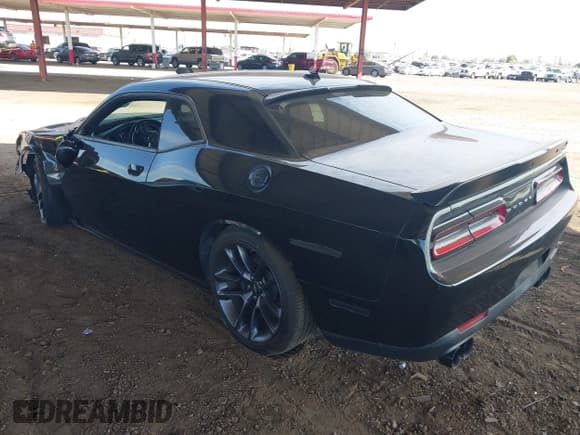 ✅ 2023 Dodge Challenger R/T Scat Pack Widebody • VIN: 2C3CDZFJ7PH694847 • Лот: 43127789. Опубликован ранее на IAAI с пробегом 39 582 миль. Бесплатный доступ к архиву аукционных продаж из США и подробный отчёт об истории автомобиля на DreamBid. Изображение 3.