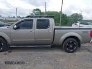 ✅ 2009 Nissan Frontier SE • VIN: 1N6AD09WX9C423595 • Лот: 42210046. Опубликован ранее на IAAI с пробегом 117 142 миль. Бесплатный доступ к архиву аукционных продаж из США и подробный отчёт об истории автомобиля на DreamBid. Изображение 14.