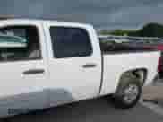 2010 Chevrolet Silverado 1500 LT z VIN 3GCRCSEA3AG185086, wystawiony jako IAAI lot #42563396 z przebiegiem 237 961 mil mil oraz . Historia ofert i sprzedaży dostępna na DreamBid. Obrazek 14.