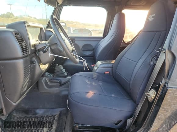 ✅ 2000 Jeep Wrangler Sport • VIN: 1J4FA49S9YP738234 • Lot: 91114555. Listed on Copart with 245,066 mi. Free auction sales archive from the USA and detailed vehicle history report at DreamBid. Image 7.