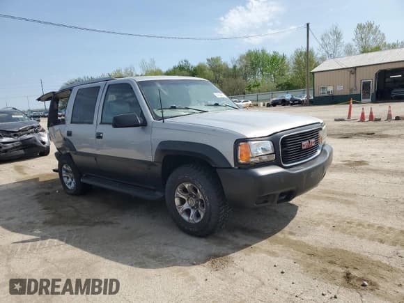 ✅ 2000 GMC Denali • VIN: 1GKEK63R1YR196734 • Lot: 54539875. Wystawiony na Copart z przebiegiem 187 130 mil. Bezpłatny archiwum sprzedaży aukcyjnych z USA i szczegółowy raport historii pojazdu na DreamBid. Zdjęcie 4.