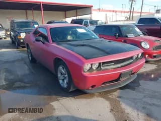 ✅ 2014 Dodge Challenger SXT • VIN: 2C3CDYAG9EH149445 • Лот: 43567255. Опубликован ранее на IAAI с пробегом 185 406 миль. Бесплатный доступ к архиву аукционных продаж из США и подробный отчёт об истории автомобиля на DreamBid. Изображение 1.