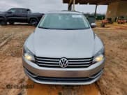 ✅ 2013 Volkswagen Passat SE • VIN: 1VWBH7A39DC140620 • Lot: 94888785. Wystawiony na Copart z przebiegiem 113 997 mil. Bezpłatny archiwum sprzedaży aukcyjnych z USA i szczegółowy raport historii pojazdu na DreamBid. Zdjęcie 5.