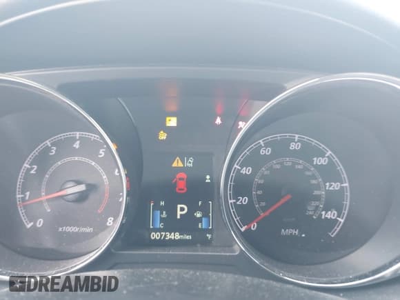 ✅ 2024 Mitsubishi Outlander S • VIN: JA4ARUAU4RU016849 • Lot: 42818704. Listed on IAAI with 7,348 mi. Free auction sales archive from the USA and detailed vehicle history report at DreamBid. Image 7.