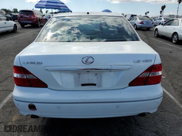 ✅ 2004 Lexus LS 430 • VIN: JTHBN36F640161884 • Лот: 71970594. Опубликован ранее на Copart с пробегом 142 652 миль. Бесплатный доступ к архиву аукционных продаж из США и подробный отчёт об истории автомобиля на DreamBid. Изображение 6.