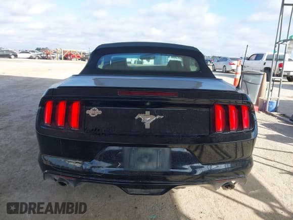 ✅ 2017 Ford Mustang V6 • VIN: 1FATP8EM4H5256892 • Lot: 41991537. Listed on IAAI with 39,861 mi. Free auction sales archive from the USA and detailed vehicle history report at DreamBid. Image 17.