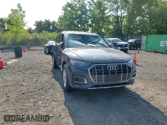 ✅ 2023 Audi Q5 Premium • VIN: WA1ABAFY0P2082483 • Lot: 67843745. Wystawiony na Copart z przebiegiem Nie podano. Bezpłatny archiwum sprzedaży aukcyjnych z USA i szczegółowy raport historii pojazdu na DreamBid. Zdjęcie 13.