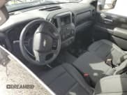 ✅ 2025 Chevrolet Silverado 1500 • VIN: 1GC0ALE77SF101315 • Лот: 48795425. Опубликован ранее на Copart с пробегом 2 051 миль. Бесплатный доступ к архиву аукционных продаж из США и подробный отчёт об истории автомобиля на DreamBid. Изображение 7.