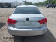 ✅ 2014 Volkswagen Passat S • VIN: 1VWAS7A39EC028186 • Lot: 43315523. Wystawiony na IAAI z przebiegiem 135 917 mil. Bezpłatny archiwum sprzedaży aukcyjnych z USA i szczegółowy raport historii pojazdu na DreamBid. Zdjęcie 16.
