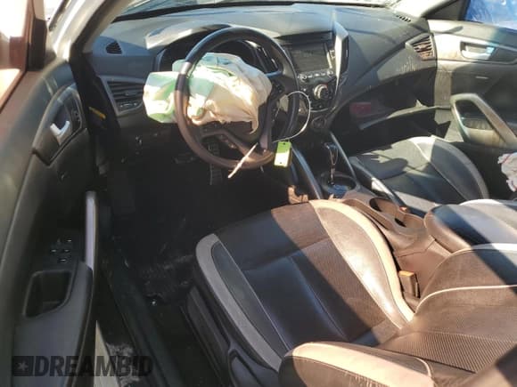 ✅ 2015 Hyundai Veloster Turbo • VIN: KMHTC6AE3FU234678 • Lot: 80369404. Wystawiony na Copart z przebiegiem 95 908 mil. Bezpłatny archiwum sprzedaży aukcyjnych z USA i szczegółowy raport historii pojazdu na DreamBid. Zdjęcie 8.