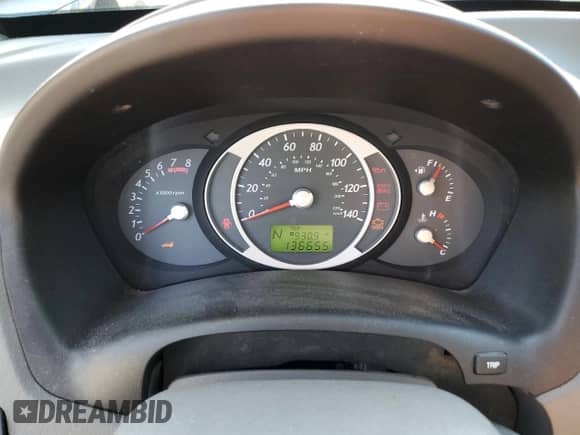 2007 Hyundai Tucson GLS z VIN KM8JM12B07U632606, wystawiony jako Copart lot #71704864 z przebiegiem 136 655 mil mil oraz Czysty tytuł • Clean title. Historia ofert i sprzedaży dostępna na DreamBid. Obrazek 9.