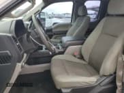 ✅ 2015 Ford F-150 XL • VIN: 1FTEX1CP2FKD24466 • Lot: 63043515. Wystawiony na Copart z przebiegiem 156 306 mil. Bezpłatny archiwum sprzedaży aukcyjnych z USA i szczegółowy raport historii pojazdu na DreamBid. Zdjęcie 7.