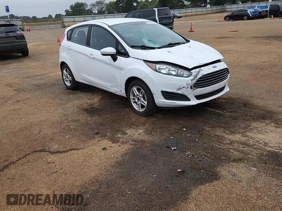 ✅ 2019 Ford Fiesta SE • VIN: 3FADP4EJ1KM156382 • Lot: 90043135. Listed on Copart with 124,140 mi. Free auction sales archive from the USA and detailed vehicle history report at DreamBid. Image 13.