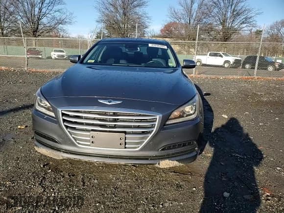✅ 2015 Hyundai Genesis 3.8L • VIN: KMHGN4JE2FU070307 • Lot: 85898484. Wystawiony na Copart z przebiegiem Nie podano. Bezpłatny archiwum sprzedaży aukcyjnych z USA i szczegółowy raport historii pojazdu na DreamBid. Zdjęcie 10.