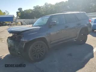 ✅ 2011 Toyota 4Runner Limited • VIN: JTEBU5JR9B5045219 • Lot: 84257155. Listed on Copart with 240,044 mi. Free auction sales archive from the USA and detailed vehicle history report at DreamBid. Image 1.