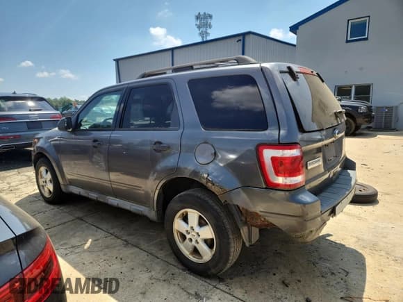 ✅ 2010 Ford Escape XLT • VIN: 1FMCU9D75AKA30609 • Lot: 65725785. Wystawiony na Copart z przebiegiem 706 661 mil. Bezpłatny archiwum sprzedaży aukcyjnych z USA i szczegółowy raport historii pojazdu na DreamBid. Zdjęcie 2.