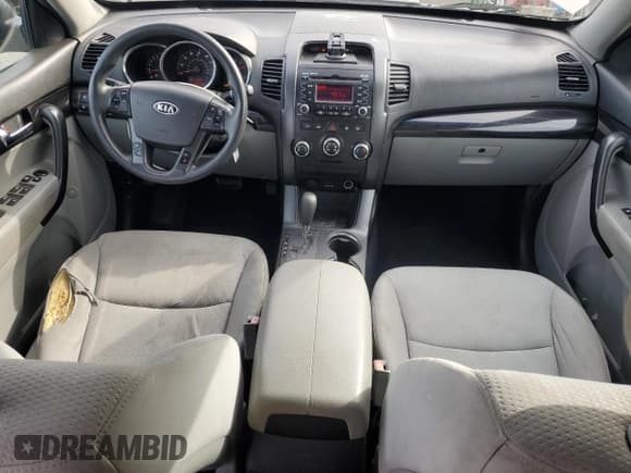 ✅ 2011 Kia Sorento LX • VIN: 5XYKTDA20BG145723 • Лот: 72037375. Опубликован ранее на Copart с пробегом 160 629 миль. Бесплатный доступ к архиву аукционных продаж из США и подробный отчёт об истории автомобиля на DreamBid. Изображение 8.