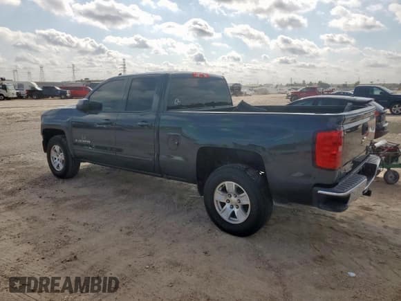 ✅ 2019 Chevrolet Silverado 1500 LT • VIN: 2GCRCPEC0K1119362 • Lot: 90430135. Listed on Copart with 61,860 mi. Free auction sales archive from the USA and detailed vehicle history report at DreamBid. Image 2.