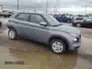 2022 Hyundai Venue SE with VIN KMHRB8A39NU175917, listed as a Copart auction lot 72757694 with 20,776 mi miles and Salvage title. Bid and sale history available at DreamBid. Image 4.