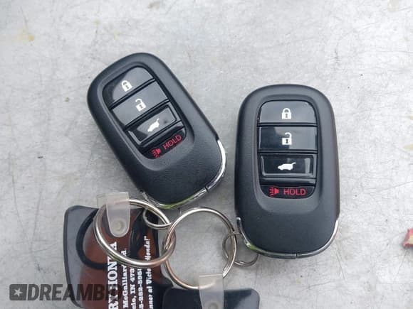 ✅ 2024 Honda HR-V LX • VIN: 3CZRZ2H35RM771808 • Lot: 43045094. Listed on IAAI with 13,817 mi. Free auction sales archive from the USA and detailed vehicle history report at DreamBid. Image 11.