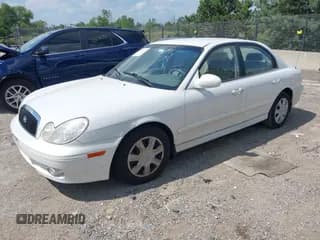 ✅ 2002 Hyundai Sonata • VIN: KMHWF25S22A588426 • Lot: 42965475. Listed on IAAI with 58,214 mi. Free auction sales archive from the USA and detailed vehicle history report at DreamBid. Image 2.