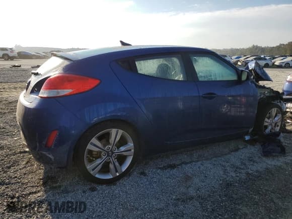 ✅ 2016 Hyundai Veloster • VIN: KMHTC6AD3GU249142 • Lot: 74515024. Listed on Copart with 65,693 mi. Free auction sales archive from the USA and detailed vehicle history report at DreamBid. Image 3.