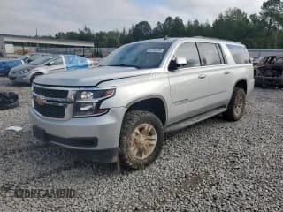 ✅ 2015 Chevrolet Suburban LT • VIN: 1GNSKJKC9FR147607 • Lot: 82344395. Wystawiony na Copart z przebiegiem 164 883 mil. Bezpłatny archiwum sprzedaży aukcyjnych z USA i szczegółowy raport historii pojazdu na DreamBid. Zdjęcie 1.
