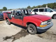 ✅ 2000 Chevrolet S-10 LS • VIN: 1GCCS1946YK188669 • Lot: 77562944. Wystawiony na Copart z przebiegiem Nie podano. Bezpłatny archiwum sprzedaży aukcyjnych z USA i szczegółowy raport historii pojazdu na DreamBid. Zdjęcie 4.