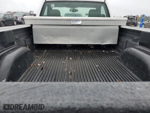 ✅ 2005 Chevrolet Silverado 1500 Work Truck • VIN: 1GCEC14V45Z247646 • Лот: 71506084. Опубликован ранее на Copart с пробегом 113 561 миль. Бесплатный доступ к архиву аукционных продаж из США и подробный отчёт об истории автомобиля на DreamBid. Изображение 10.