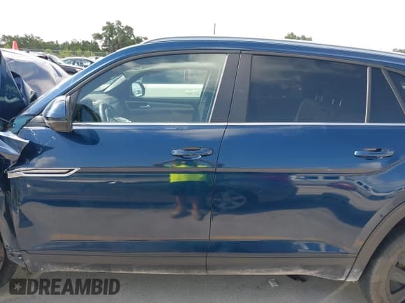 ✅ 2021 Volkswagen Atlas SE • VIN: 1V2WC2CA4MC232301 • Lot: 42538962. Listed on IAAI with Not provided. Free auction sales archive from the USA and detailed vehicle history report at DreamBid. Image 15.