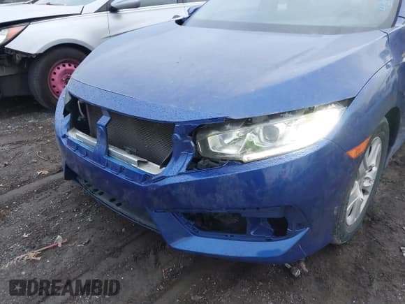 ✅ 2018 Honda Civic EX-T • VIN: JHMFC1F39JX003060 • Лот: 43723604. Опубликован ранее на IAAI с пробегом 82 684 миль. Бесплатный доступ к архиву аукционных продаж из США и подробный отчёт об истории автомобиля на DreamBid. Изображение 6.