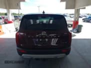 ✅ 2020 Kia Telluride LX • VIN: 5XYP24HCXLG009690 • Лот: 43441454. Опубликован ранее на IAAI с пробегом 250 977 миль. Бесплатный доступ к архиву аукционных продаж из США и подробный отчёт об истории автомобиля на DreamBid. Изображение 16.