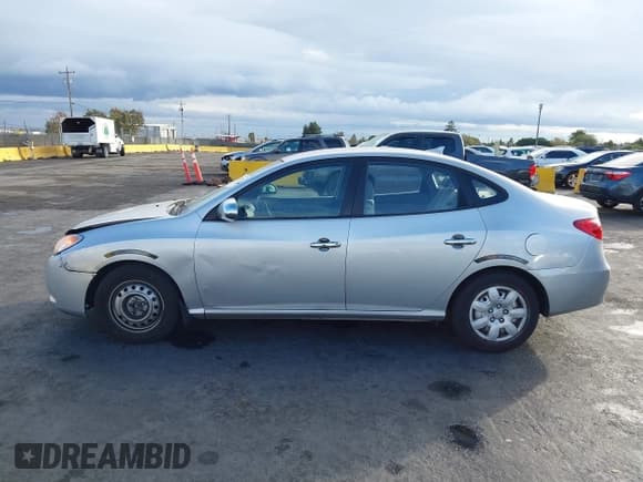 ✅ 2009 Hyundai Elantra GLS • VIN: KMHDU46D49U803175 • Lot: 43623897. Listed on IAAI with 135,263 mi. Free auction sales archive from the USA and detailed vehicle history report at DreamBid. Image 14.