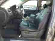 2013 Chevrolet Tahoe LTZ z VIN 1GNSKCE02DR373305, wystawiony jako Copart lot #80902065 z przebiegiem 268 880 mil mil oraz Szkoda całkowita • Salvage title. Historia ofert i sprzedaży dostępna na DreamBid. Obrazek 7.