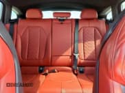 ✅ 2020 BMW X4 M Competition • VIN: 5YMUJ0C01LLA99841 • Lot: 82635125. Wystawiony na Copart z przebiegiem 81 392 mil. Bezpłatny archiwum sprzedaży aukcyjnych z USA i szczegółowy raport historii pojazdu na DreamBid. Zdjęcie 10.