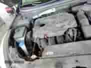 2017 Hyundai Sonata SE с VIN 5NPE24AF5HH555129, выставлен на аукционе Copart как лот 82622995 с пробегом 95 868 миль миль и Списание • Salvage title. История ставок и продаж доступна на DreamBid. Изображение 14.