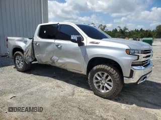 ✅ 2019 Chevrolet Silverado 1500 LTZ • VIN: 3GCUYGED4KG135771 • Lot: 71787264. Wystawiony na Copart z przebiegiem 96 229 mil. Bezpłatny archiwum sprzedaży aukcyjnych z USA i szczegółowy raport historii pojazdu na DreamBid. Zdjęcie 4.